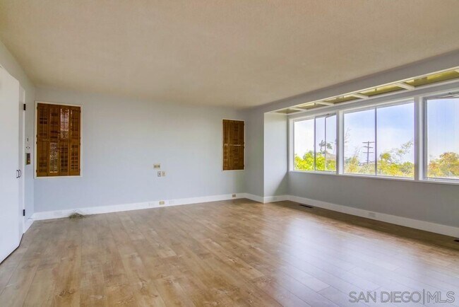 Building Photo - 631 San Gorgonio St