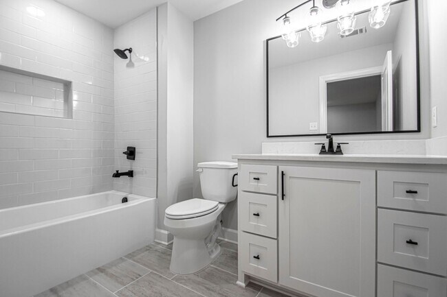 Building Photo - 306 Kanis Ridge Dr