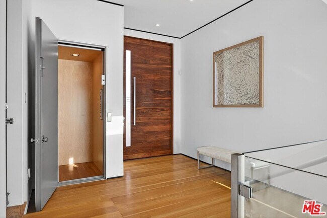 Building Photo - 17816 Porto Marina Way