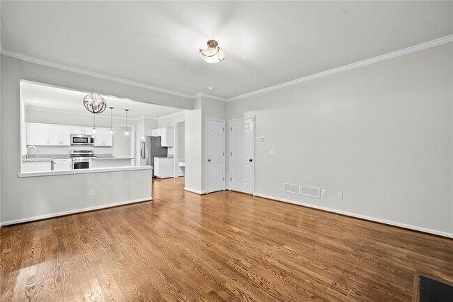Building Photo - 2371 Traywick Chase