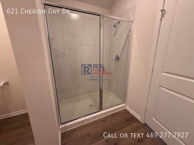 Building Photo - 621 Cherish Day Dr