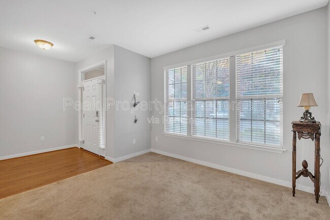 Building Photo - 4951 Old Main St