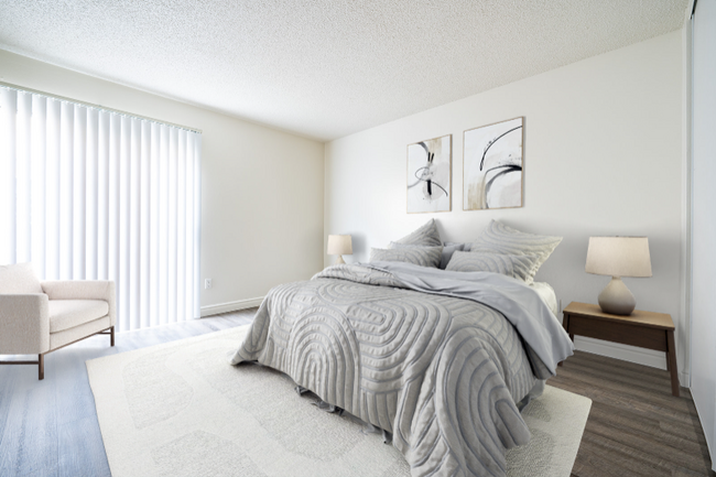 Building Photo - 9662 Marilla Dr