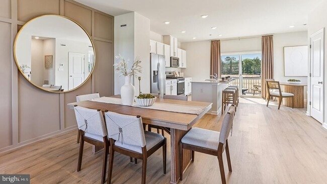 Building Photo - 198 Sandy Rdg Rd