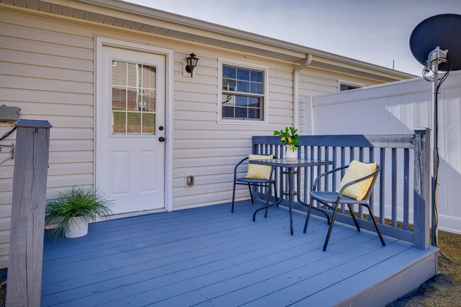 Building Photo - 14245 Lariat Lp