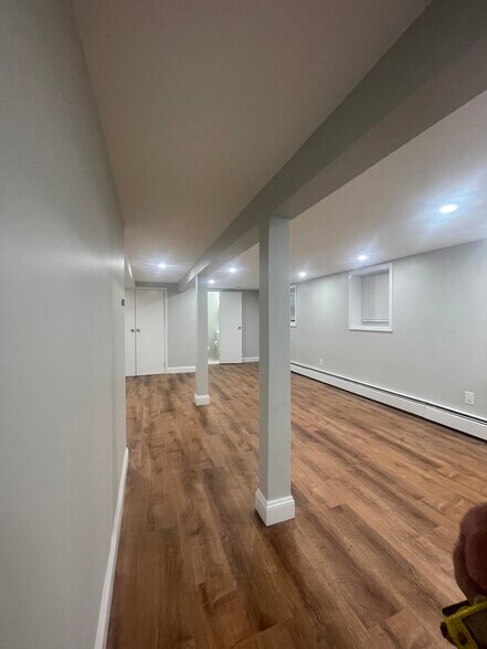 Building Photo - 64 Kimball Ave
