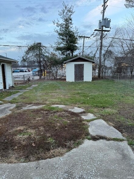 Building Photo - 4126 W Belle Ave