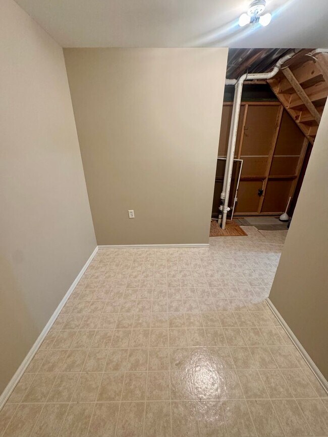 Building Photo - Beautiful home in Pulpit Rock with Stunning Mountain Views