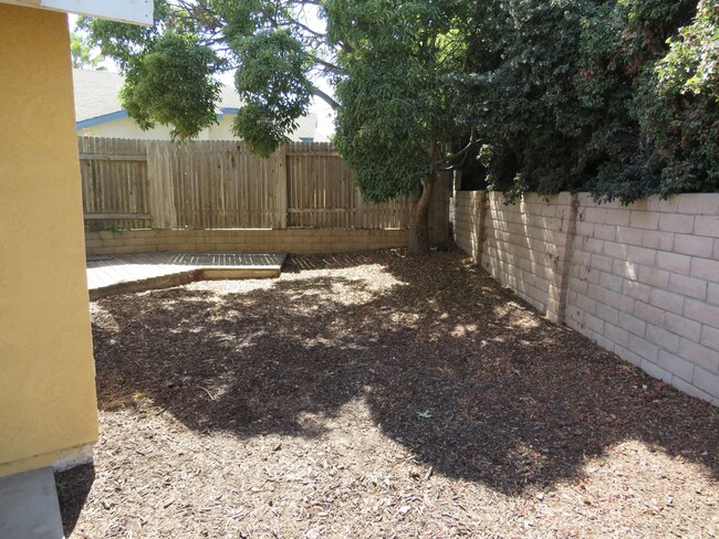 Building Photo - Orcutt Single Story Home Near Righetti and...