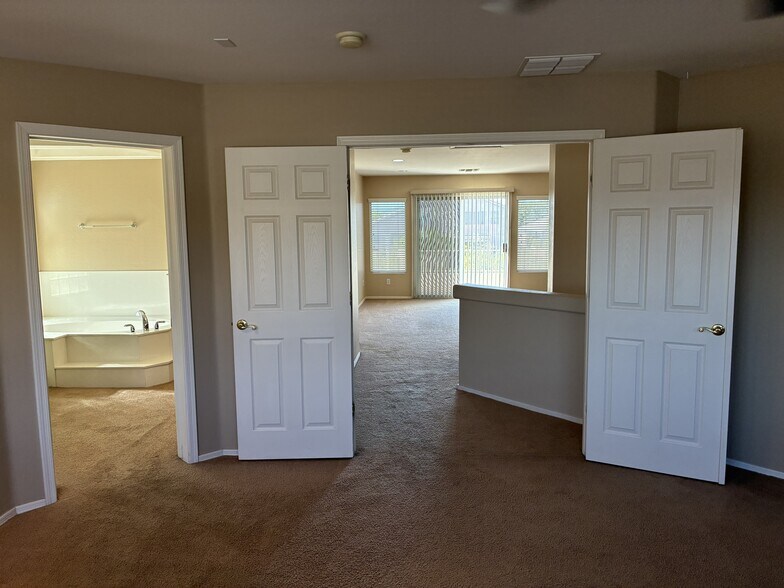 Building Photo - 7146 W Paso Trl