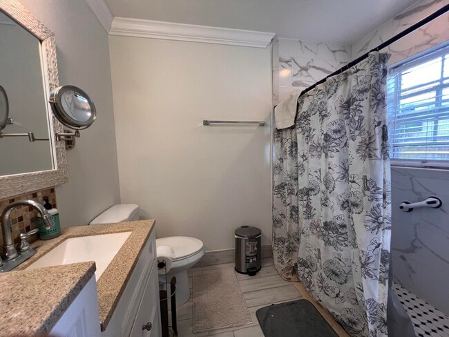 Building Photo - 12147 Cuddington Ct