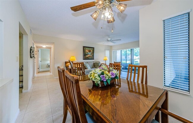 Building Photo - 1151 Pine Ridge Cir W