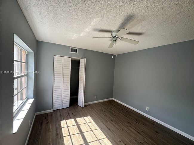 Building Photo - 1107 SW 83rd Ave