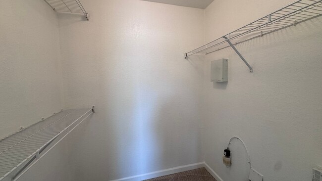 Building Photo - 3 Bedroom/ 2 Bath Condo for rent in Desira...