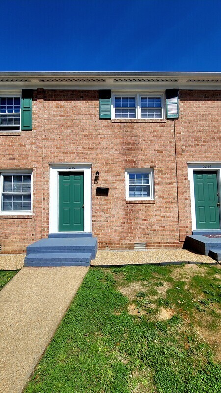 Primary Photo - 2619 Wayside Dr