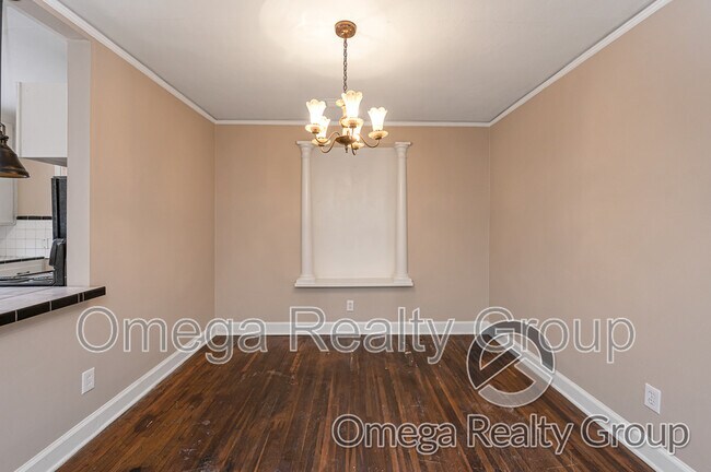 Building Photo - 568 Morningview Dr