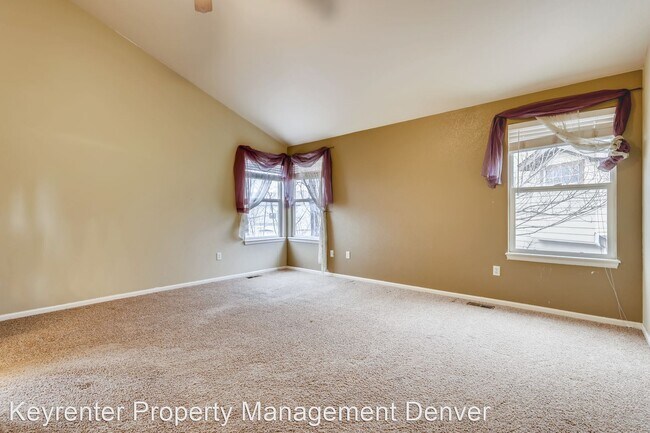 Building Photo - 6 br, 4 bath House - 1387 E 135th Pl