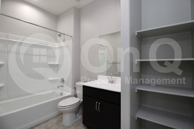 Building Photo - 35408 W San Alvarez Ave