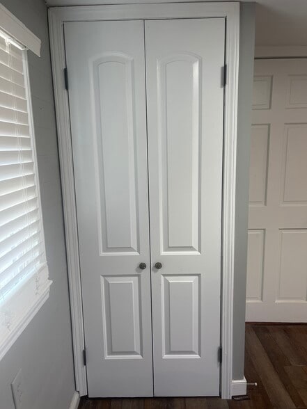 Building Photo - 110 Front St