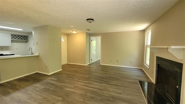 Building Photo - 6359 Wedgeview Ct