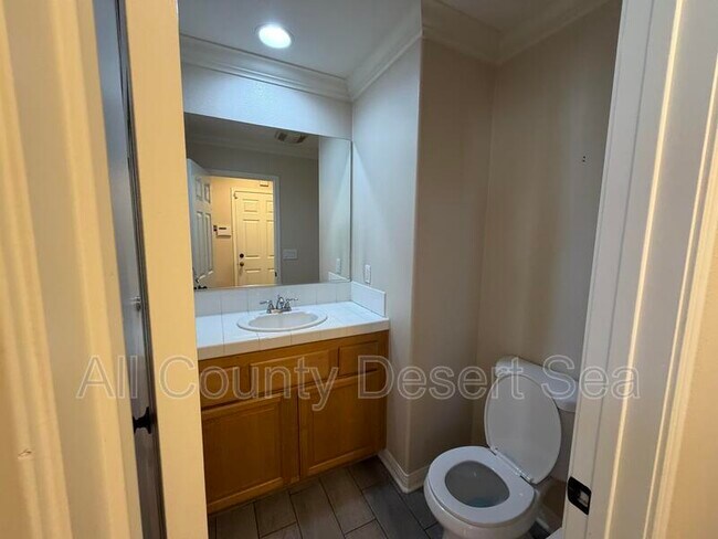 Building Photo - 16621 Maywood Ln