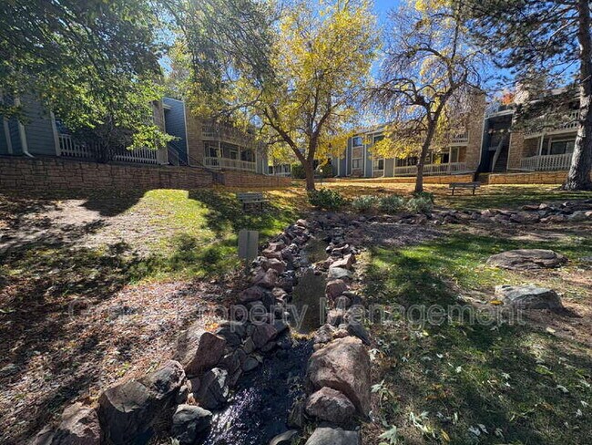 Building Photo - 8335 E Fairmount Dr