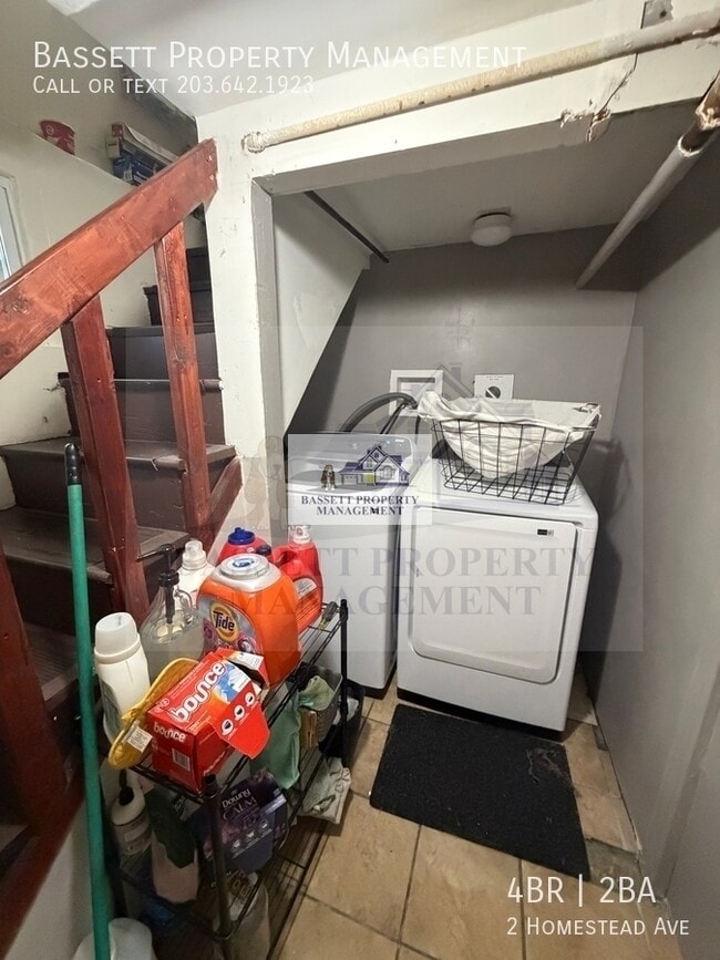 Building Photo - 2 Homestead Ave