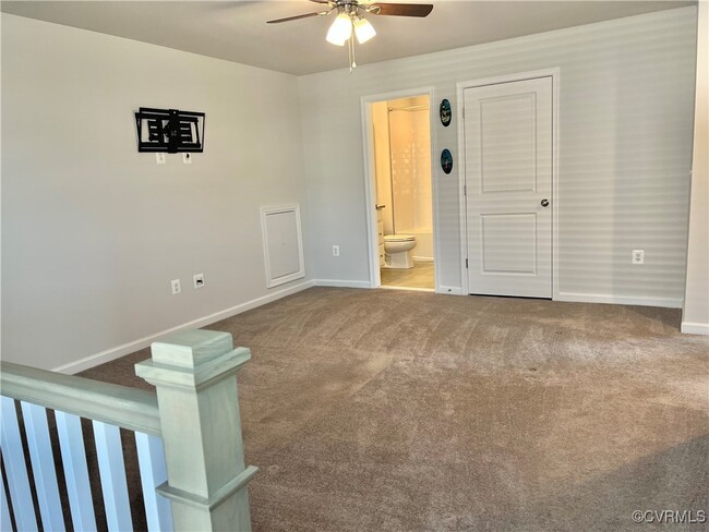 Building Photo - 631 Brookwood Glen Terrace