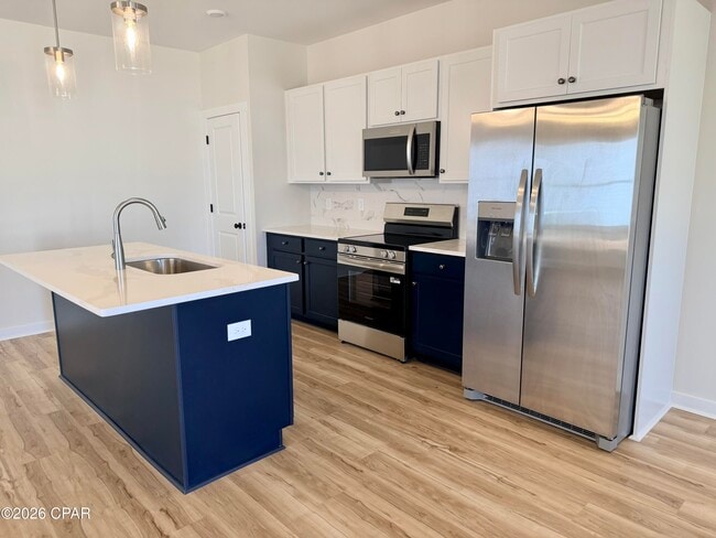 Building Photo - 2315 Discovery Loop