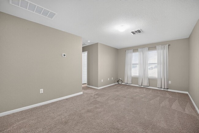 Building Photo - 2130 Silver Maple