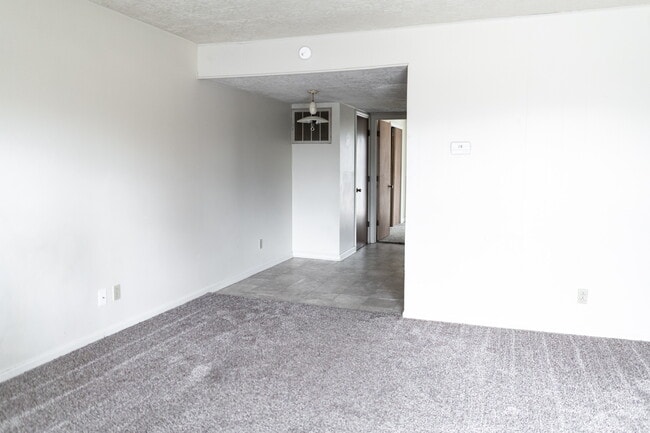 Building Photo - 1235 E Dawn Dr