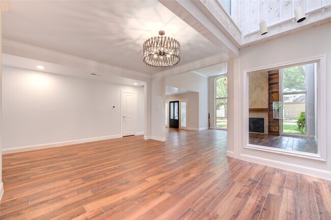 Building Photo - 438 E Fair Harbor Ln