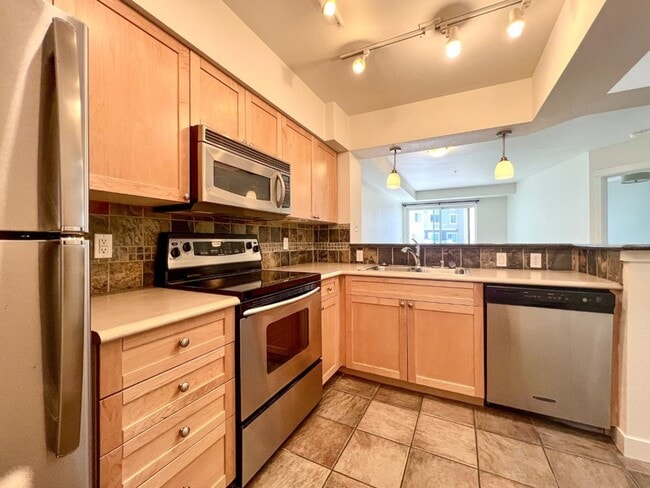 Building Photo - 1Bd/1Ba Seattle Condo