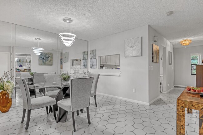 Building Photo - 21662 Arriba Real