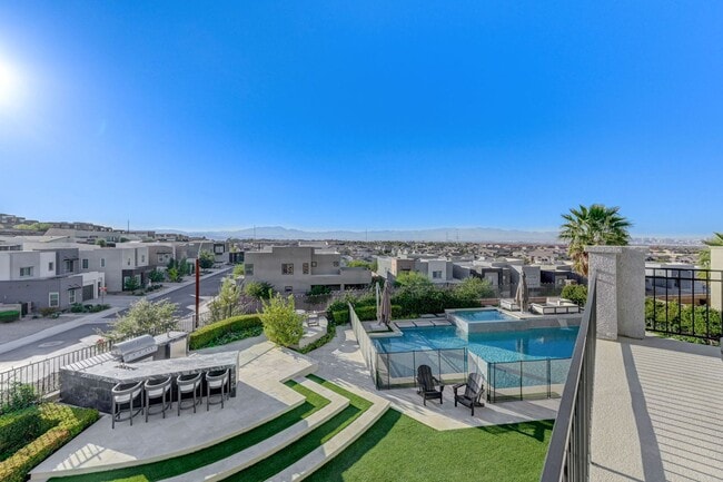 Building Photo - Distinctive Fully Furnished Estate in The Canyons!