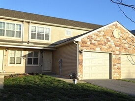 Building Photo - 346 Alexandria Ct