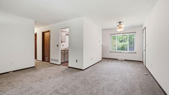 Building Photo - 4432 White Rd