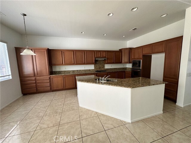 Building Photo - 23307 Buena Ct