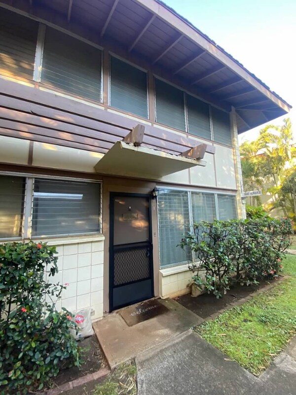 Building Photo - 1449 Hunakai St