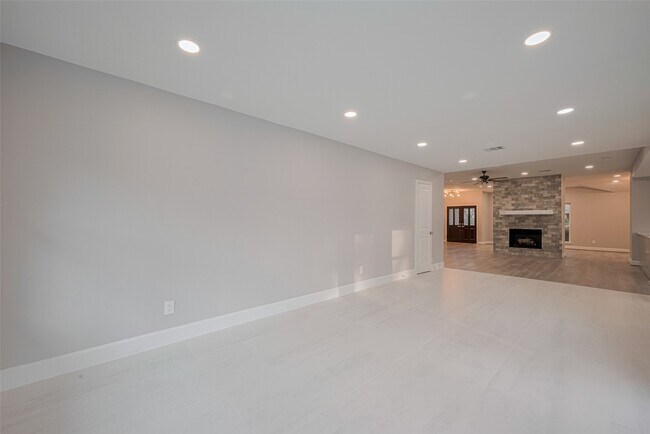 Building Photo - 8314 Burning Hills Dr