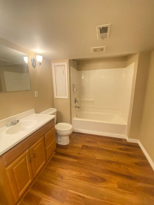 Building Photo - 2 Bedroom plus 3 Non-Conforming Rooms, 2 B...