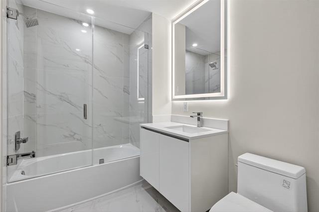 Building Photo - 701 NE 23rd St