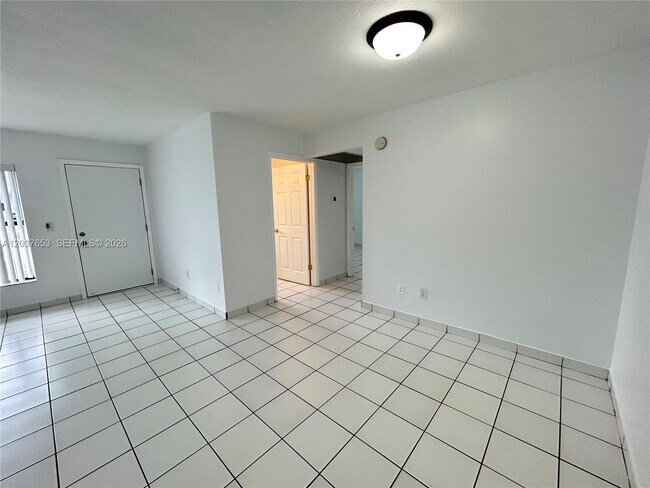 Building Photo - 15332 SW 72nd St