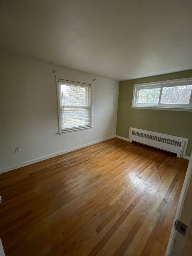 Building Photo - 3 Bed 1 Bath Ranch Home in Manheim Township