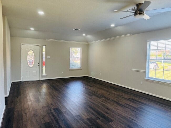 Building Photo - 9530 Flying Eagle Ct