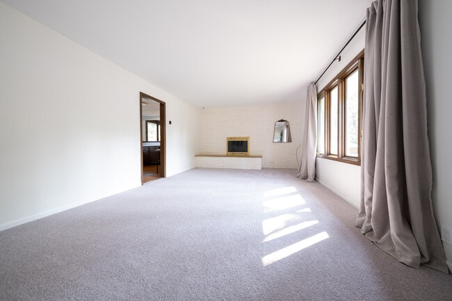 Building Photo - 4517 W 113th St