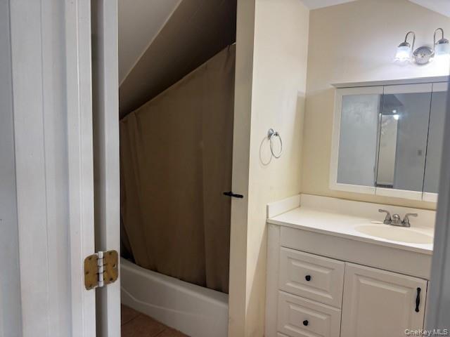 Building Photo - 94 Old Post Rd