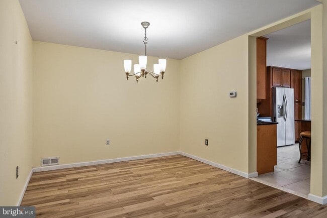 Building Photo - 177 La Costa Dr