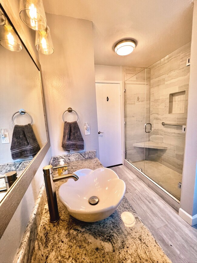 Building Photo - 1990 Dolphin Dr