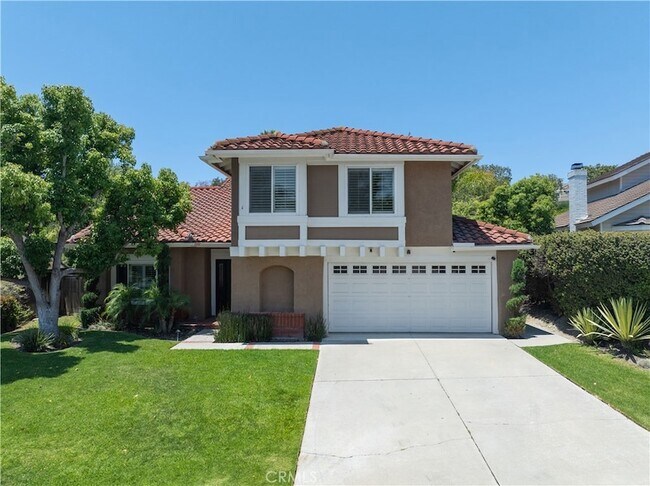 Building Photo - 28501 El Sur